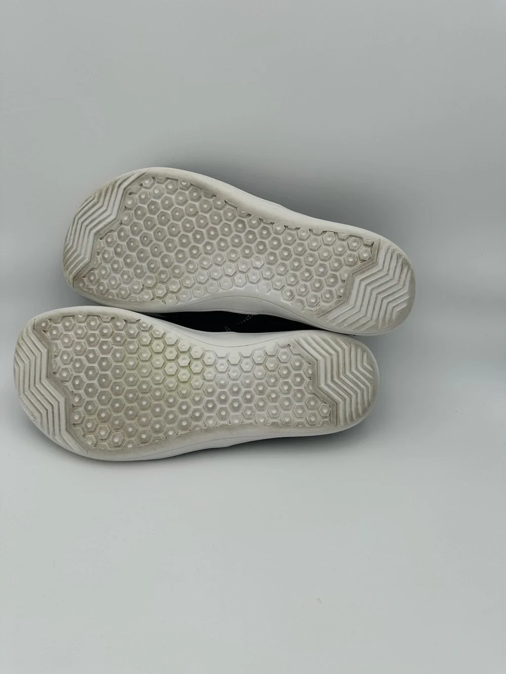 WHITIN men’s minimalist